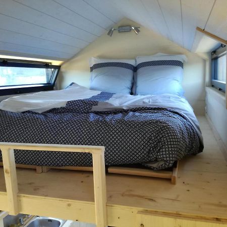 Tiny House Sur La Presqu'Ile Sauvage Hotel Lanmodez Exterior photo